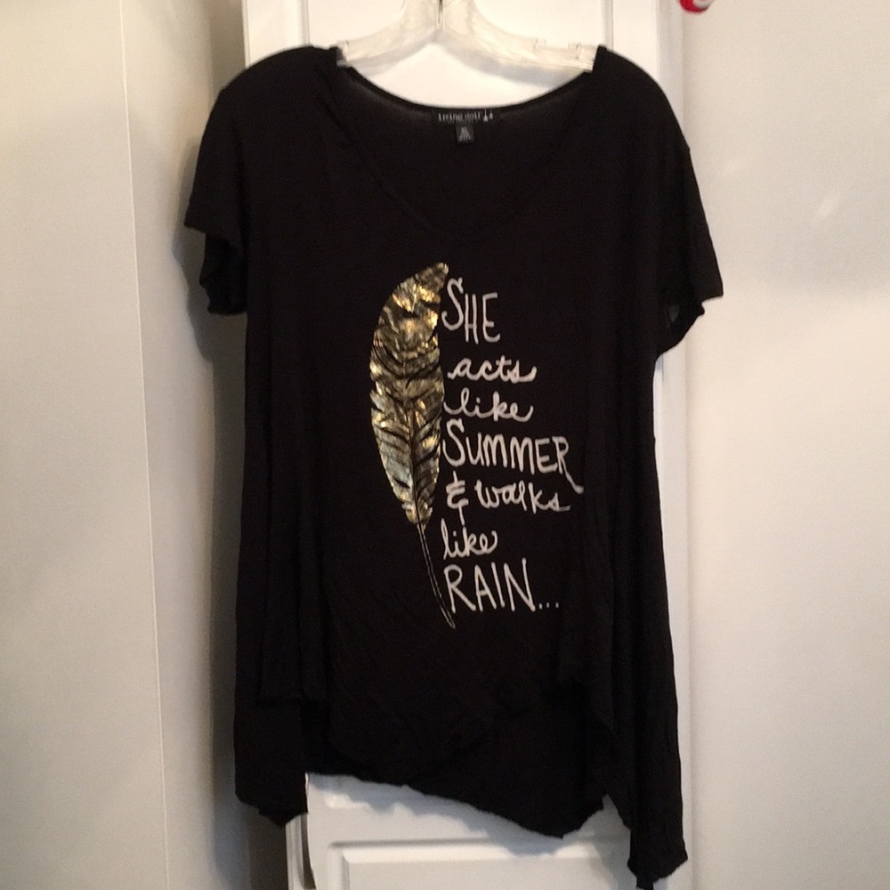 Super soft graphic Tshirt